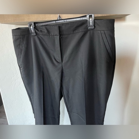 Chico’s| So Slimming Black Trouser Pants in Size 3, Short•••Classic Pants - Picture 2 of 10